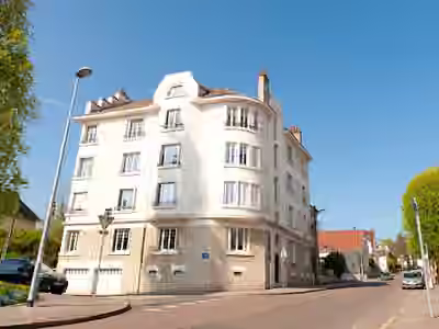 Sarcé Karine